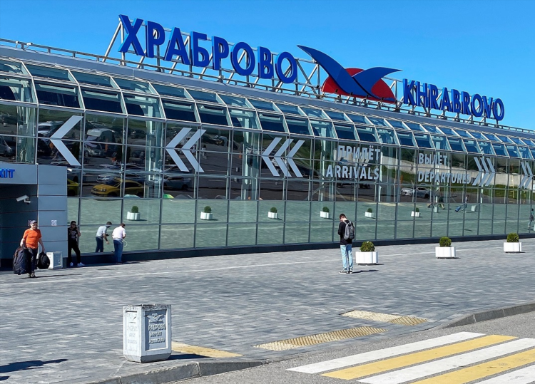 Аэропорт храброво калининград онлайн табло вылета