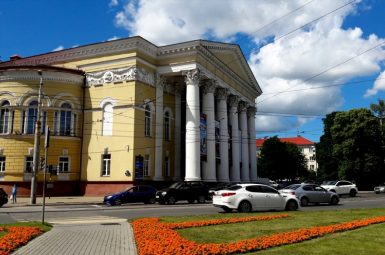 Театр калининград